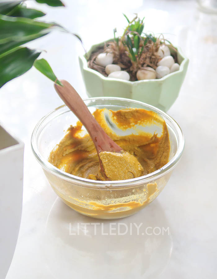 Skin Brightening Chickpea Flour Body Mask